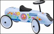 Ride-on vehicle blue