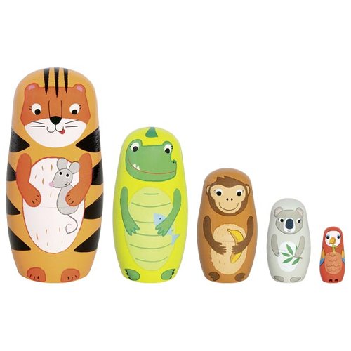 Matryoshka dolls, tiger Tavi and his friends