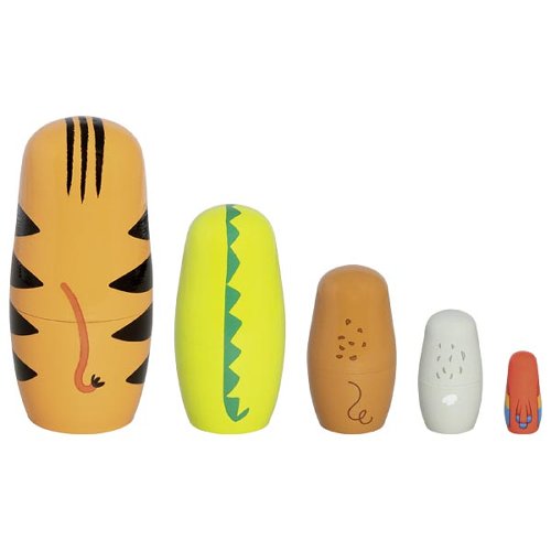 Matryoshka dolls, tiger Tavi and his friends