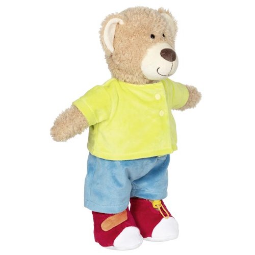 Learn to dress Teddy Brommel